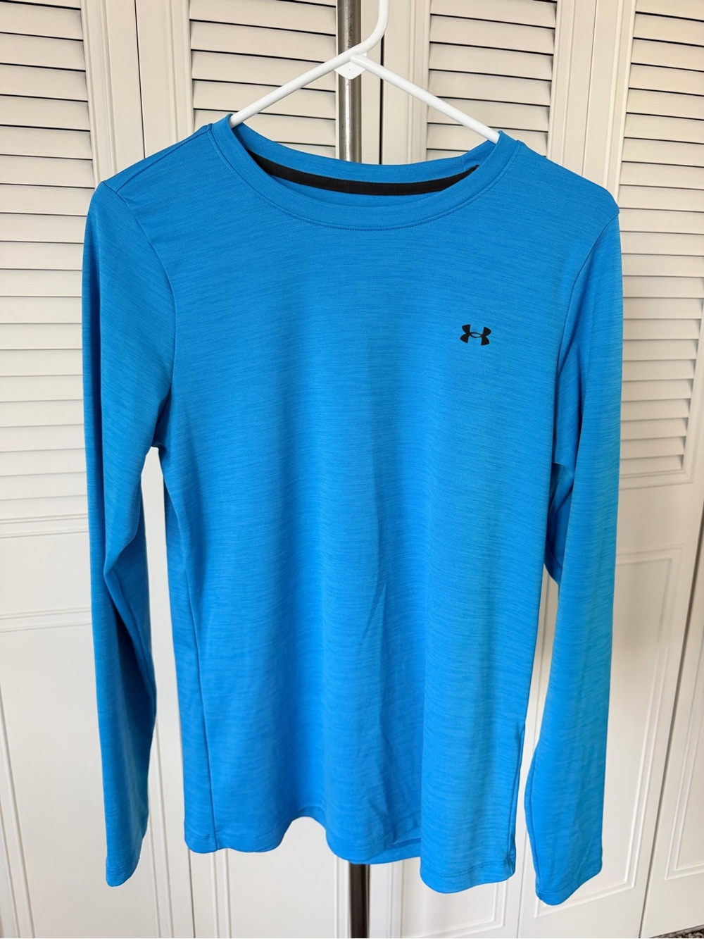 Under Armour Blue Long Sleeve Performance Shirt